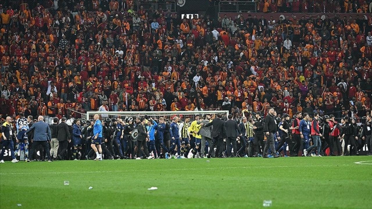 İstanbul Valiliği’nden Galatasaray – Fenerbahçe Derbisi Sonrası Açıklama