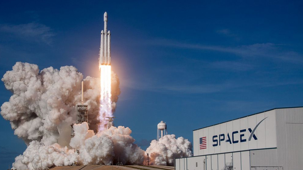 SpaceX’in Falcon 9 Roketi Uzayı İyiden İyiye Karşı İlimiz Yapacak Yeni Bir Rekora İmza Attı