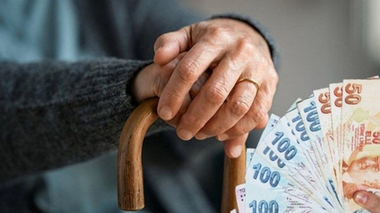 Emeklilere Bayram İkramiye Ödemeleri Bugün Başlıyor! İşte 4A, 4B ve 4B’li Emeklinin Ödeme Takvimi