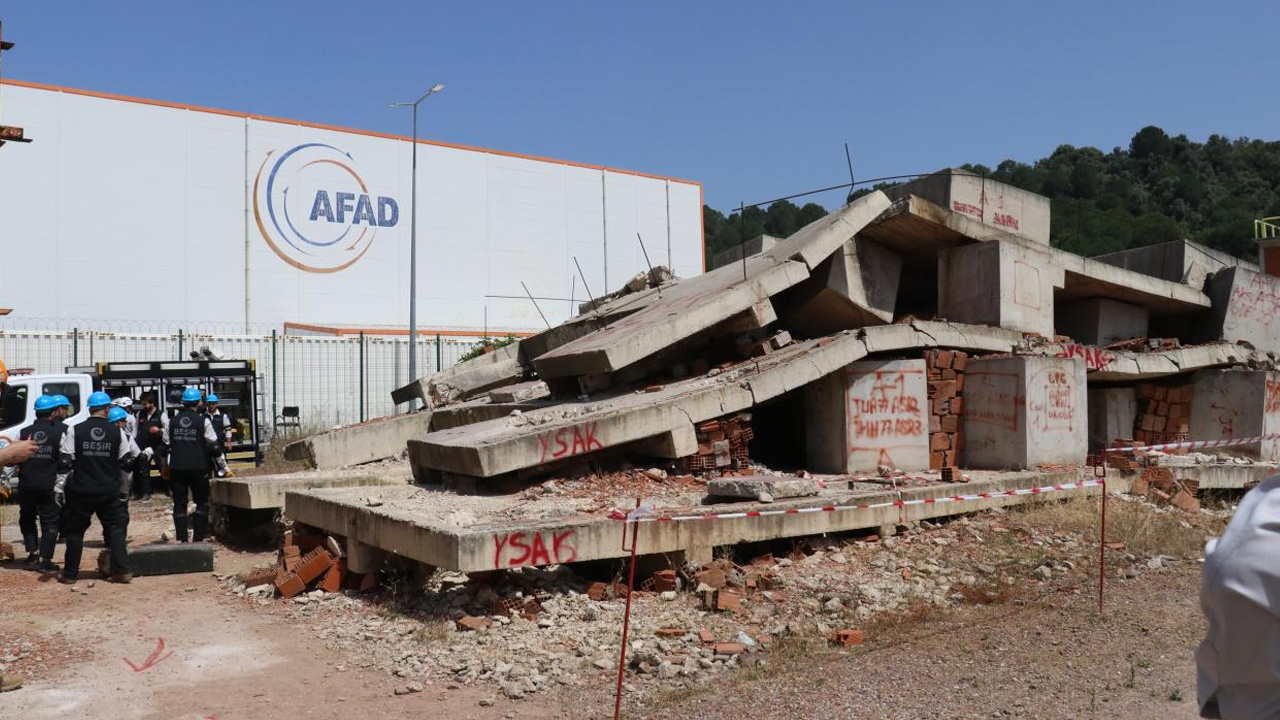 6,7 Büyüklüğündeki Deprem Senaryosuyla 5 İlde Tatbikat Yapıldı