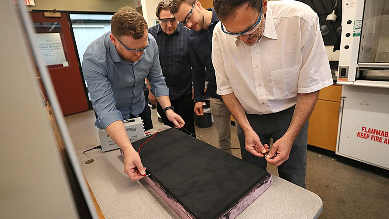 Elektriği Depolayan Betonla, Tüm Evler ve Yollar Dev Pillere Dönüştürülebilir!