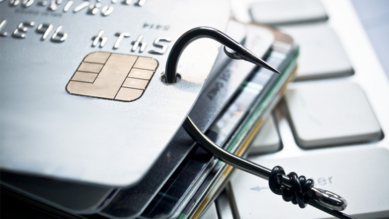 İstanbul’da Yaşlıları Hedef Alan Dolandırıcılık Çetesi Çökertildi