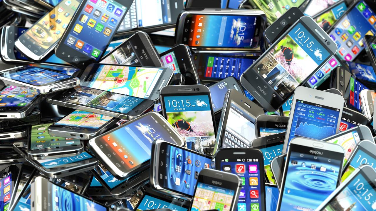 Çin Merkezli Şirket, Jelly Max İsimli Dünya’nın En Küçük Akıllı Telefonunu Piyasaya Sürüyor