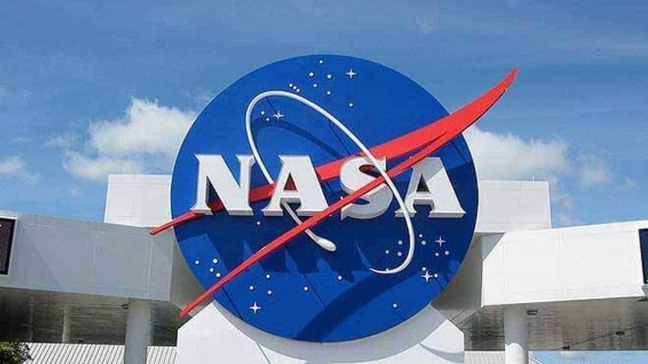 NASA, Ay’a Elektrikli Süpürge Gönderecek