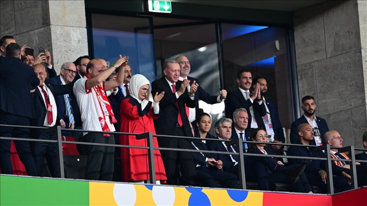 Cumhurbaşkanı Erdoğan, Milli Takım Hakkında Açıklamalarda Bulundu