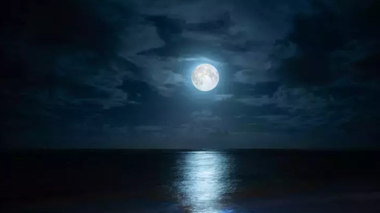 Süper Mavi Ay Bugün Gerçekleşecek!