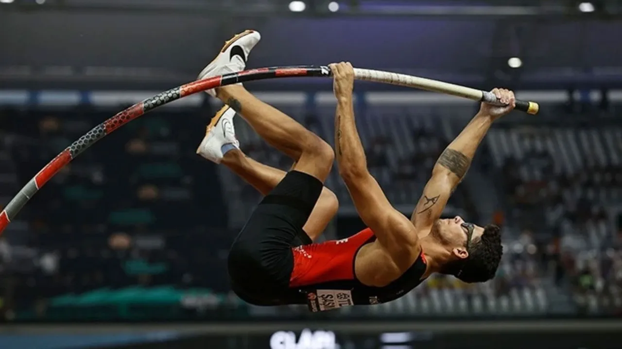 Yüksek Atlama Branşında Devrim: Kendini Onaran Sırık Teknolojisi!