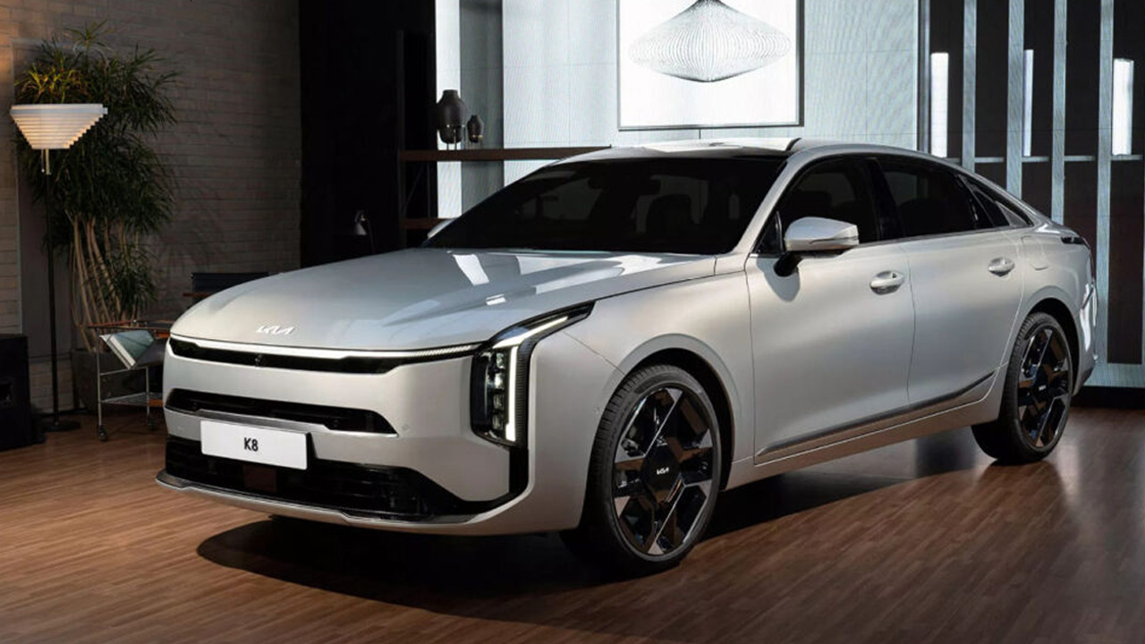 Gelecekten Fırlamış Gibi Görünen Tasarımıyla 2025 Model Kia K8 Tanıtıldı