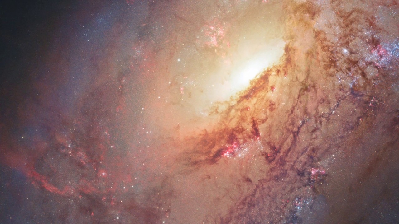 Messier 106 Galaksisinde Bir Kara Delik Kozmik Maddeyi Yuttu