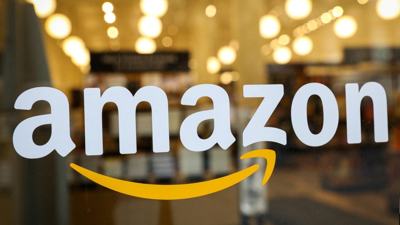 Amazon, Hibrit Çalışma Modelini Sona Erdirdi: Tüm Çalışanlar Ofise Dönüyor