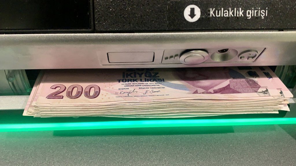 ATM şifreleri, nakit çekim limitleri, IBAN ile para transferi