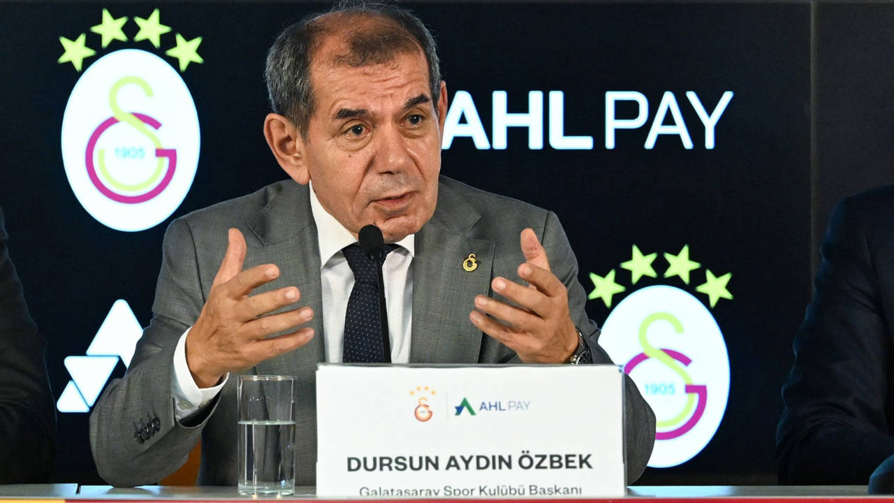 Dursun Özbek Tartışılan Sponsor Hakkında Açıklama Yaptı: “Belge Olmamasına Rağmen Anlaşmayı Askıya Aldık.”