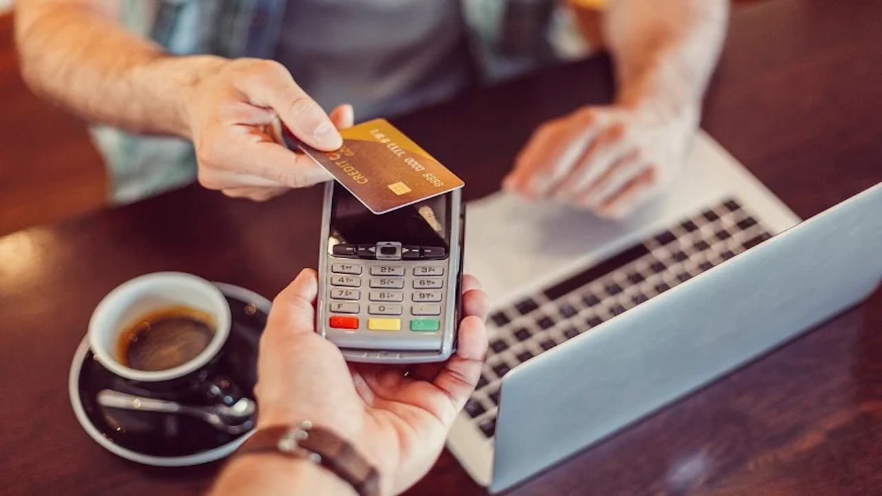 TCMB: Enflasyon ve Dijitalleşme Kart Harcamalarını Artırdı