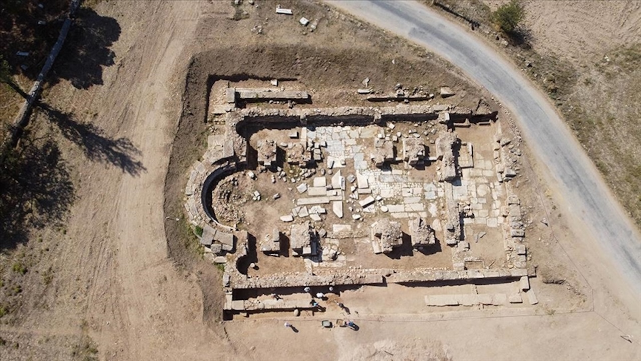 Sebaste Antik Kenti’nde Orta Bizans Dönemine Ait 9 Mezar Bulundu