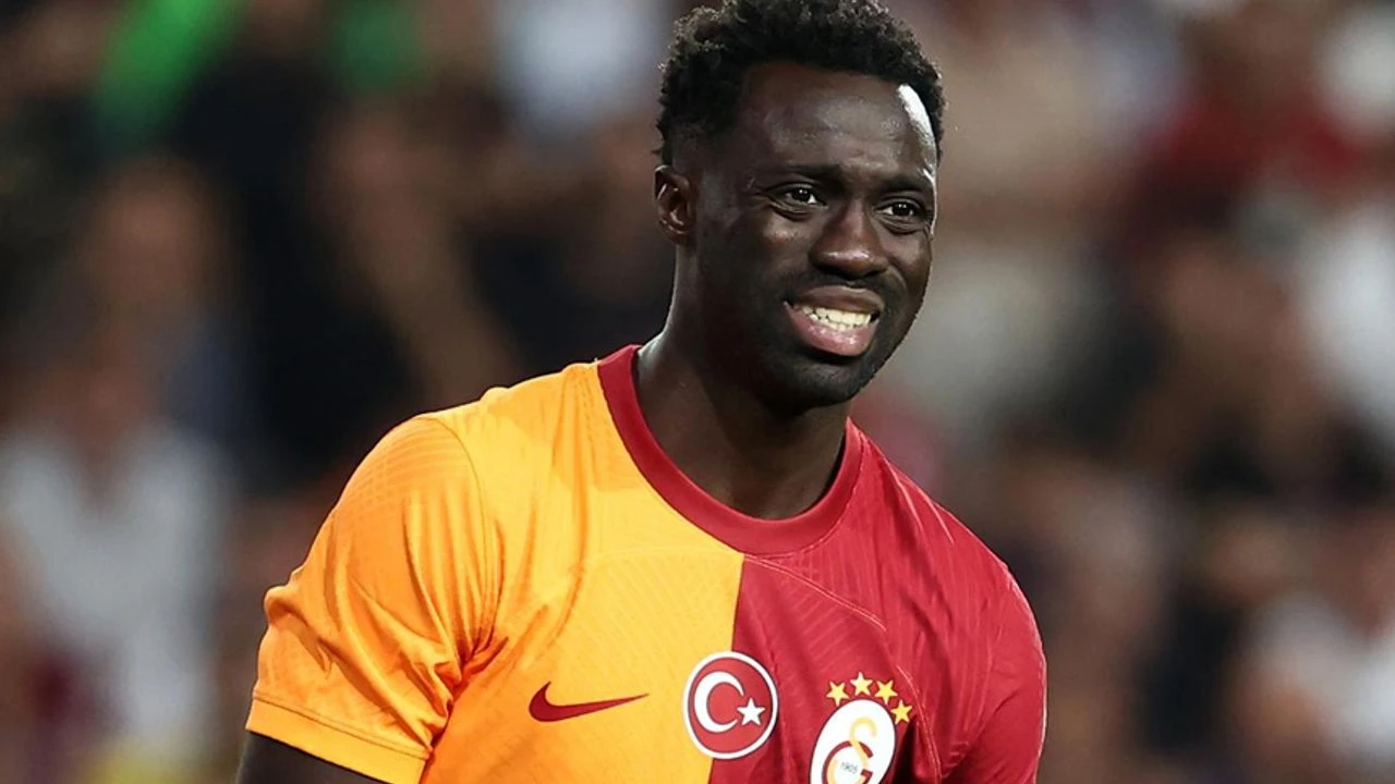 Real Madrid, Galatasaray’ın Yıldızı Davidson Sanchez’i Transfer Etmek İstiyor!