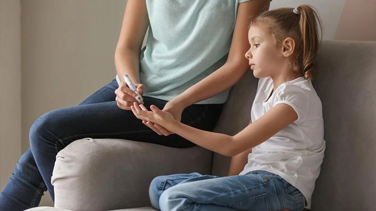 SGK, Tip 1 Diyabetli Çocuklar için Sensör Desteği Sağlayacak