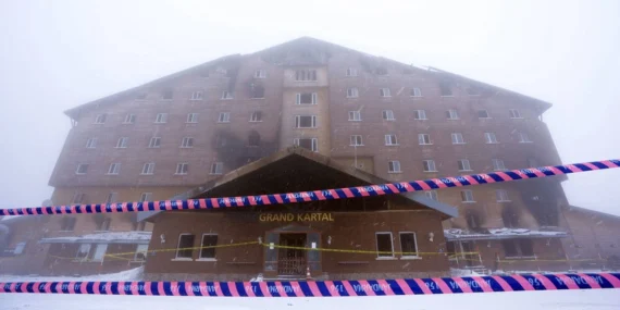 İçişleri Bakanı Ali Yerlikaya Açıkladı: Bolu’daki Otel Yangınında Müfettiş Raporları Başsavcılığa Gönderildi