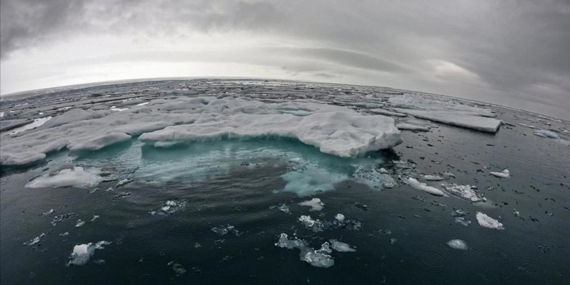 Yapay Zekâ Uyardı: Kuzey Kutbu’nda Buzullar Kritik Eşiği Aştı