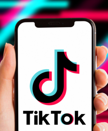 TikTok Kullanıcıları Belirsizlikte: ABD’de Platforma Erişim Duruyor