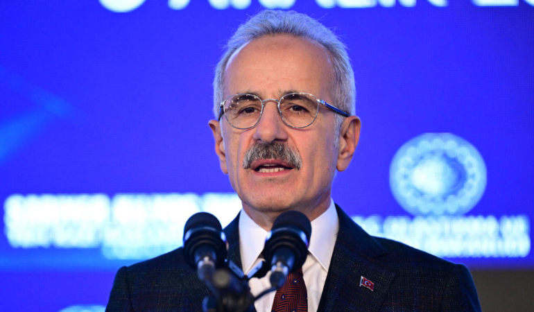 bakan abdulkadir uraloğlu, dört büyükler