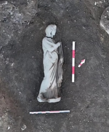 Perge Antik Kenti'nde Roma Dönemi Heykelleri Bulundu