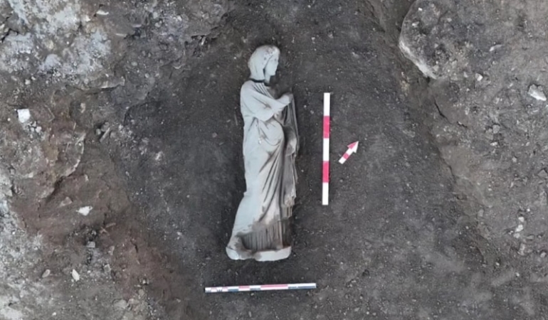 Perge Antik Kenti'nde Roma Dönemi Heykelleri Bulundu