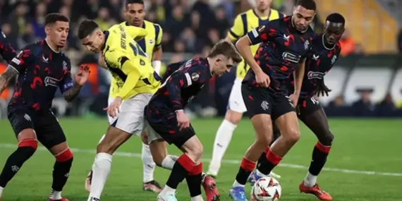 Fenerbahçe’ye Soğuk Duş: Rangers’a 3-1 Mağlup Oldu