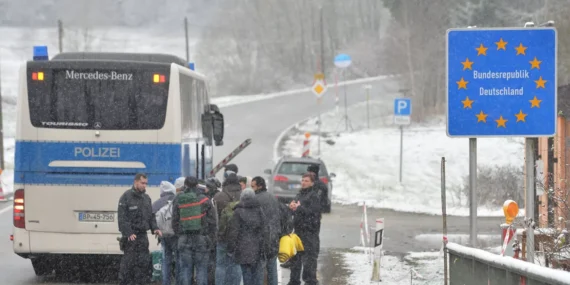 Almanya 13 Bin Türk’ü Sınır Dışı Edeceğini Duyurdu!