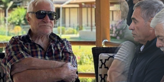 Geçen Hafta Annesini Kaybeden Ersun Yanal’ın Babası da Yaşamını Yitirdi