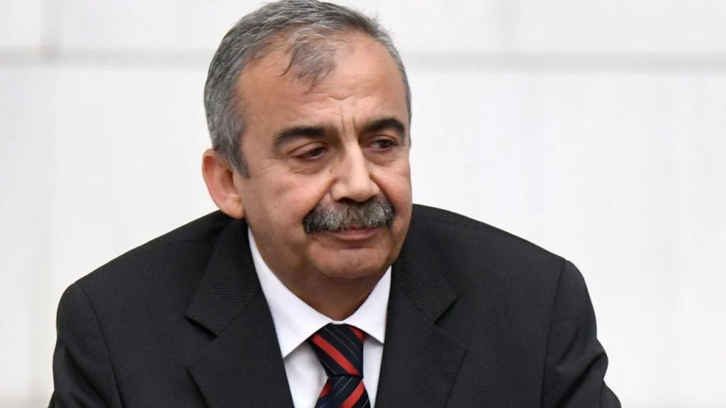 Sırrı Süreyya Önder