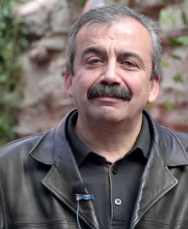 Sırrı Süreyya Önder