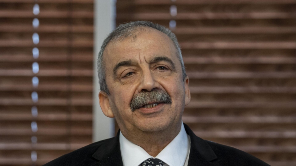 Sırrı Süreyya Önderin Durumu