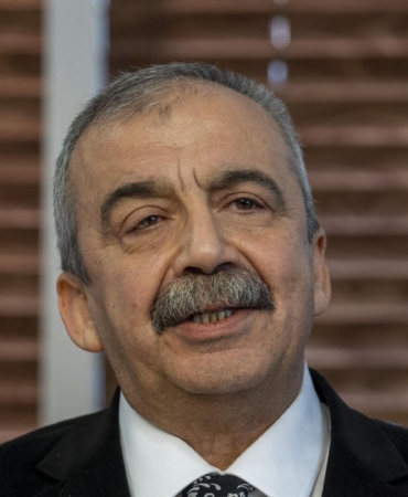 Sırrı Süreyya Önderin Durumu