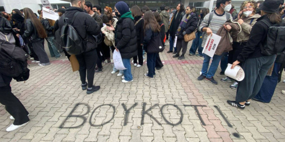 Boykot Çağrısı Yapanlara Gözaltı: Aralarında Ünlü Oyuncu da Var