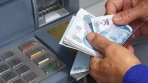 atmden-para-ceken-herkesi-ilgilendiriyor-emsal-karar-verildi-hirsizlik-sayildi