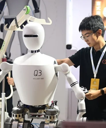 çin robotları yapay zeka