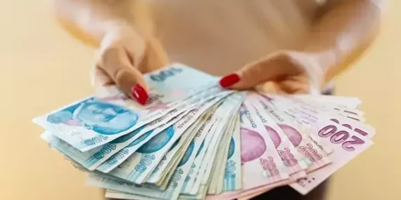 Ev Hanımlarına Müjde: Bakan Işıkhan Emeklilik Müjdesini Verdi!