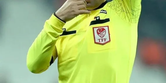 Süper Lig 8.Hafta Hakemleri Belli Oldu: Dev Derbiyi Kim Yönetecek?