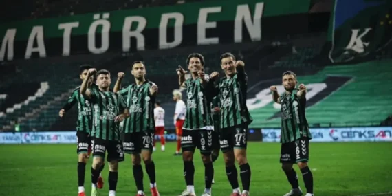 Kocaelispor 16 Yıllık Aranın Ardından Yeniden Süper Lig’de!