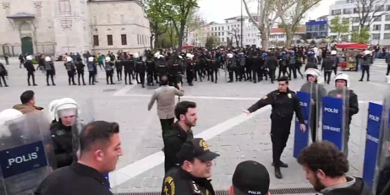 Saraçhane’ye Yürümek İsteyen Öğrenciler Polis Engeliyle Karşılaştı!