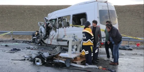 Van’da Feci Kaza: Ölü Sayısı 8’e Yükseldi