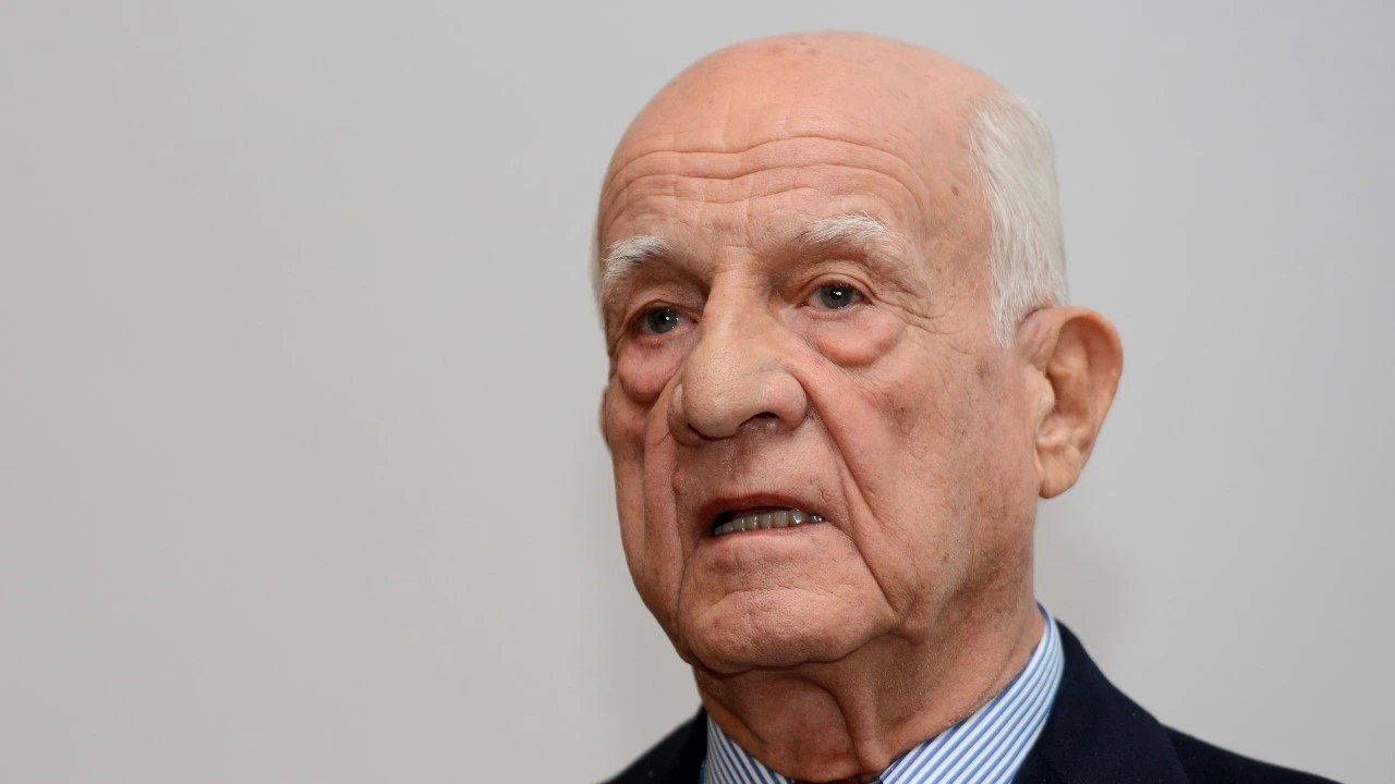 İnan Kıraç