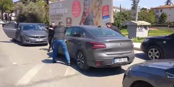 MİT, İstanbul’da 7 Kişilik Yabancı Şebekeyi Çökertti