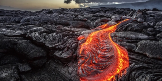Dünya’nın Çekirdeği Değerli Metalleri Yeryüzüne Taşıyor