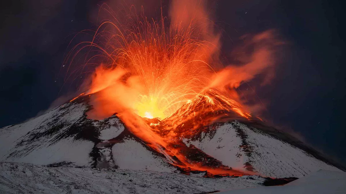 etna yanardağı patladı