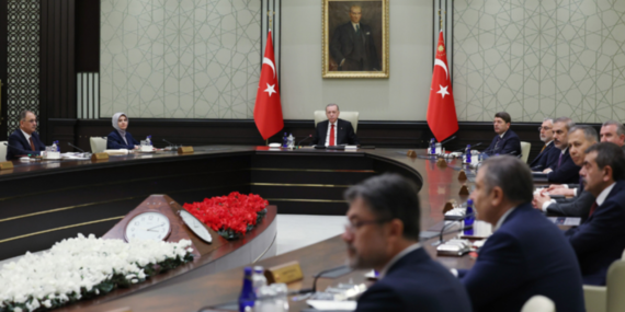 Kabinede Değişiklik İddiaları Devam Ediyor: Tek Bakan Dışında Tüm Kabine Değişecek