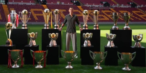 Fernando Muslera Gözyaşları İçinde Galatasaray’a Veda Etti: “Yarın Son Maçım”