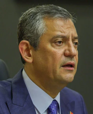 özgür özel