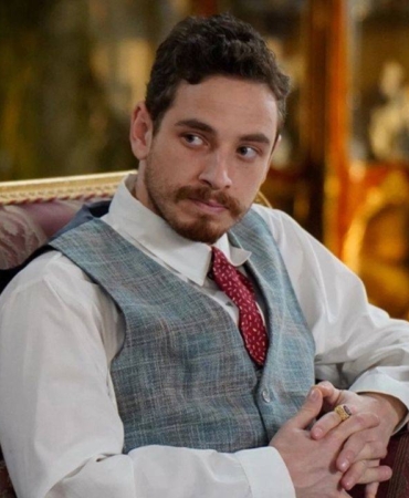 cem yiğit üzümoğlu, şakir paşa ailesi