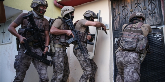 3 İlde Tefecilik Operasyonunda 1 Milyarlık Vurgun!